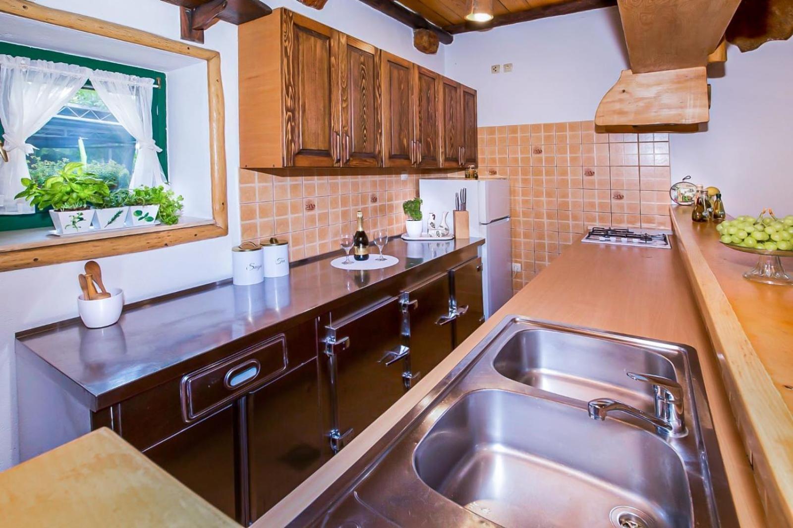 Villa Ognjistar In The Hinterland Of Makarska Riviera Zmijavci 외부 사진